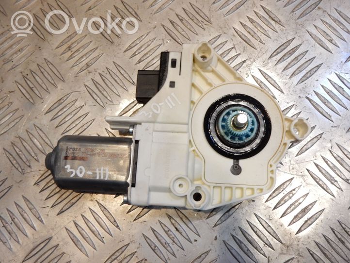 Audi A6 S6 C6 4F Takaoven ikkunan nostomoottori 4F0959801C