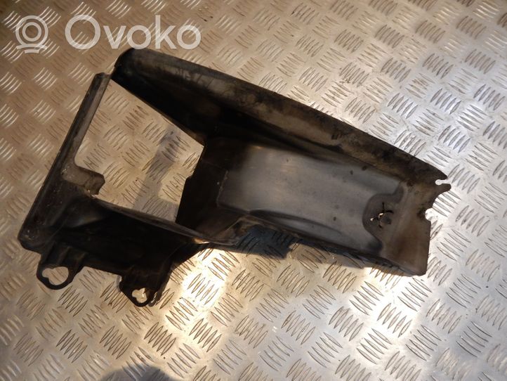 Audi A6 S6 C6 4F Prowadnica powietrza intercoolera 4F0145333B