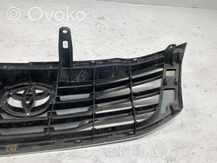 Toyota Hilux (AN10, AN20, AN30) Oberes Gitter vorne 531110K480