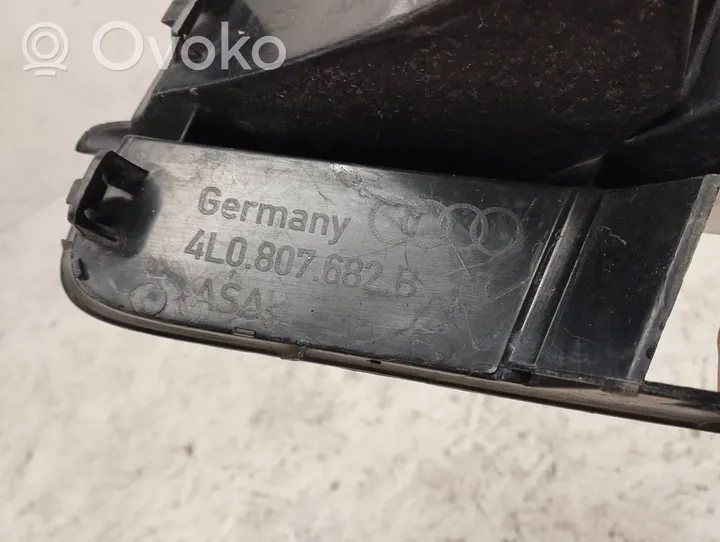 Audi Q7 4L Krata halogenu 4L0807682B