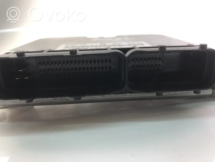 Saab 9-3 Ver1 Komputer / Sterownik ECU silnika 4662870