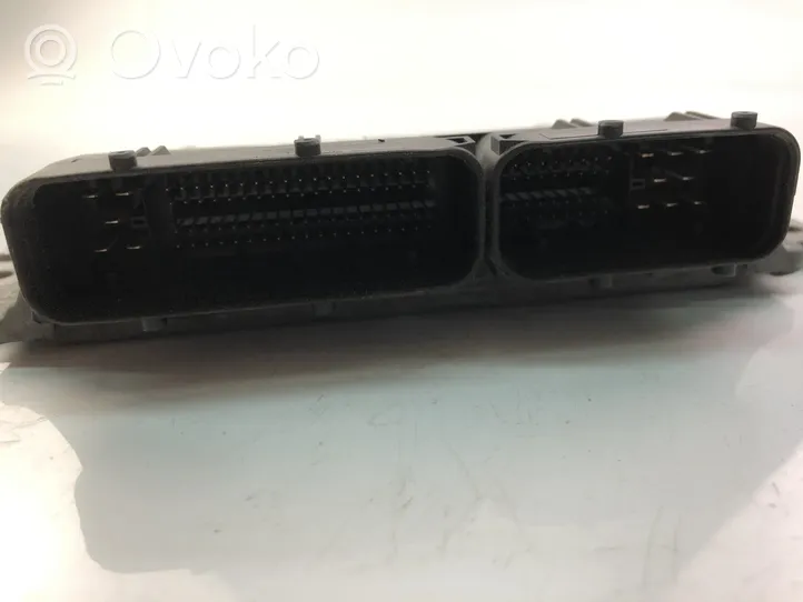 Nissan Micra Centralina/modulo motore ECU MEC37340