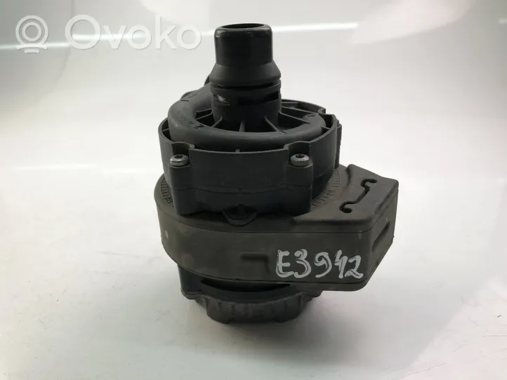 BMW i3 Pompa dell’acqua 8600286