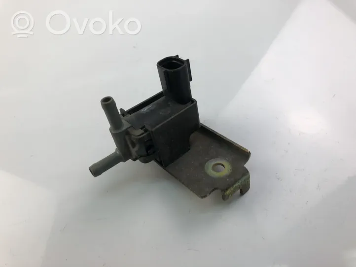 Toyota Prius (XW10) Electrovanne soupape de dépression 9091012190