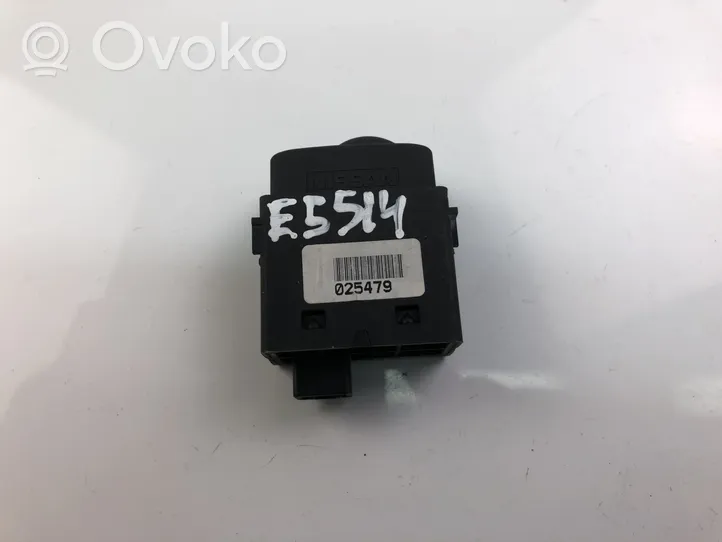 Nissan Qashqai+2 Bouton commande réglage hauteur de phares 25190JD00A