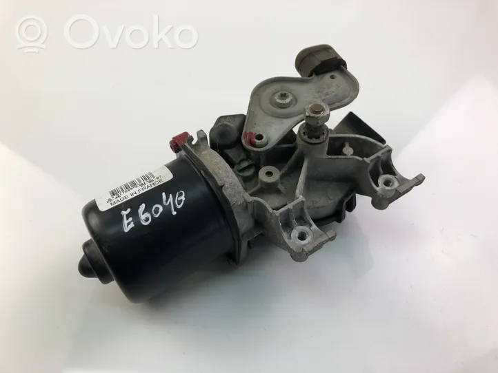 Renault Clio III Moteur d'essuie-glace 53567502