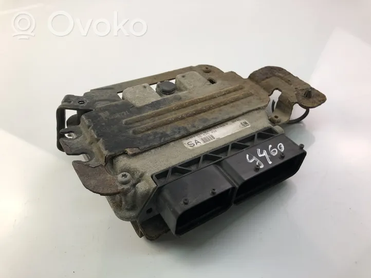 Saab 9-3 Ver1 Komputer / Sterownik ECU silnika 55575494