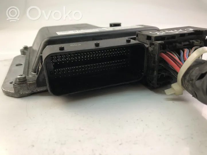 Subaru Outback Unité de commande, module ECU de moteur 22611AU270