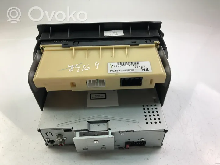 Honda Accord Radio/CD/DVD/GPS-pääyksikkö 79600S1A941