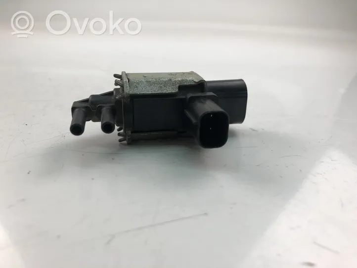 Mazda 3 I Valve de freinage 4M5G9A500NB