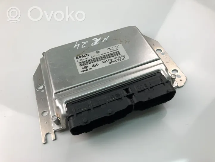 Hyundai H-1, Starex, Satellite Unité de commande, module ECU de moteur 391004A040