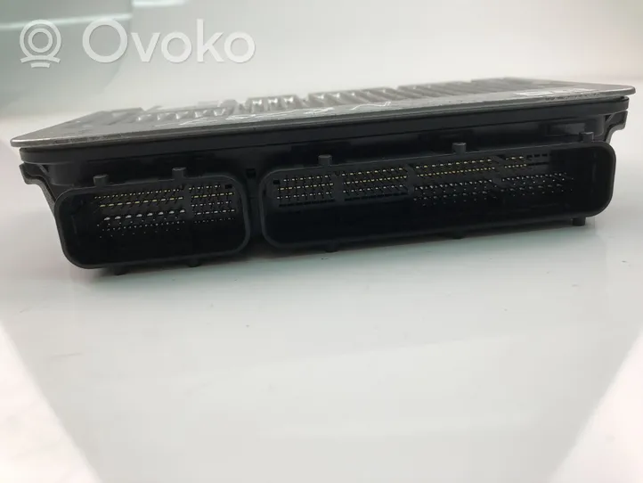 Toyota RAV 4 (XA40) Centralina/modulo motore ECU 8966142K80