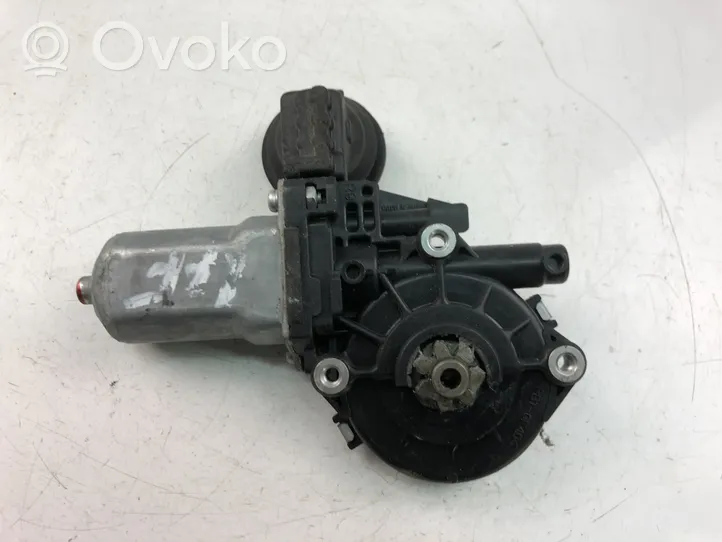 Toyota Yaris Varikliukas priekinio langų pakėlėjo 8571035180