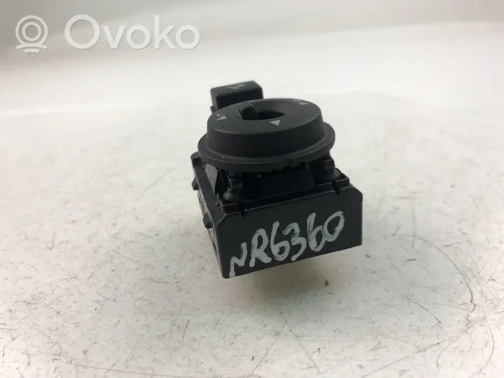 KIA Venga Wing mirror switch 371480