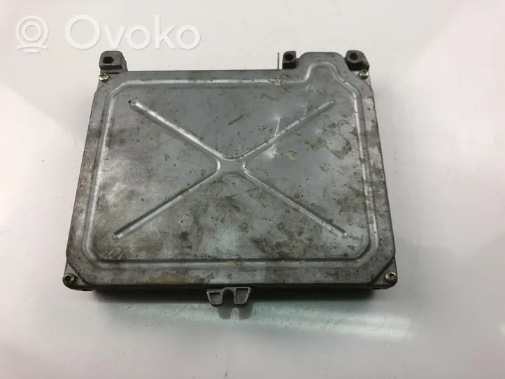 Renault Clio I Unité de commande, module ECU de moteur 7700749946