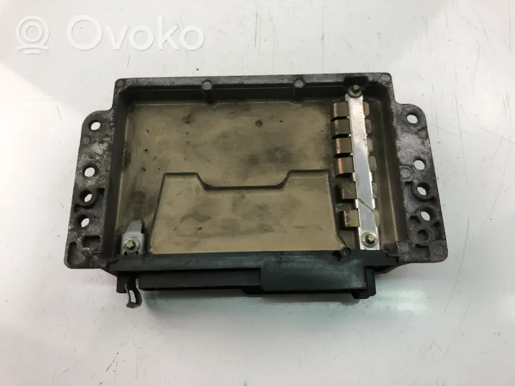 Renault Laguna I Unité de commande, module ECU de moteur 7700105817