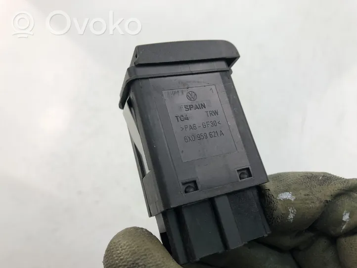 Volkswagen Lupo Electric window control switch 6X0959621A