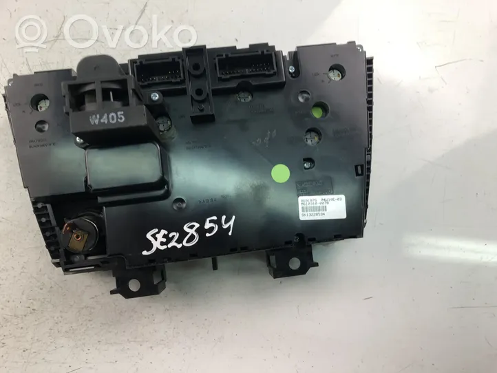 Volvo V70 Przełącznik / Włącznik nawiewu dmuchawy 8691876