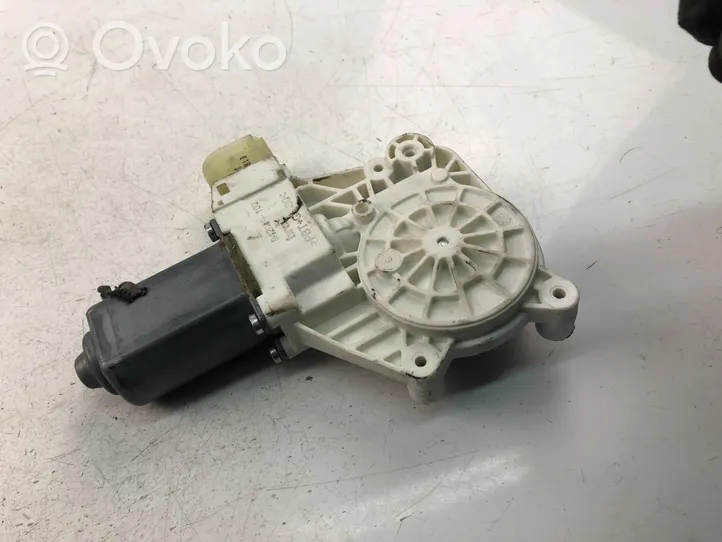 BMW 5 F10 F11 Varikliukas priekinio langų pakėlėjo 7248172