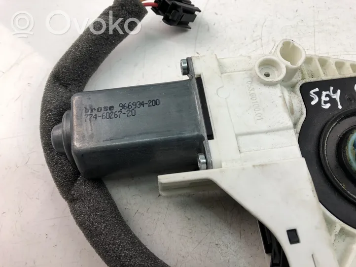 Audi Q7 4L Motorino alzacristalli della portiera anteriore 8K0959802A