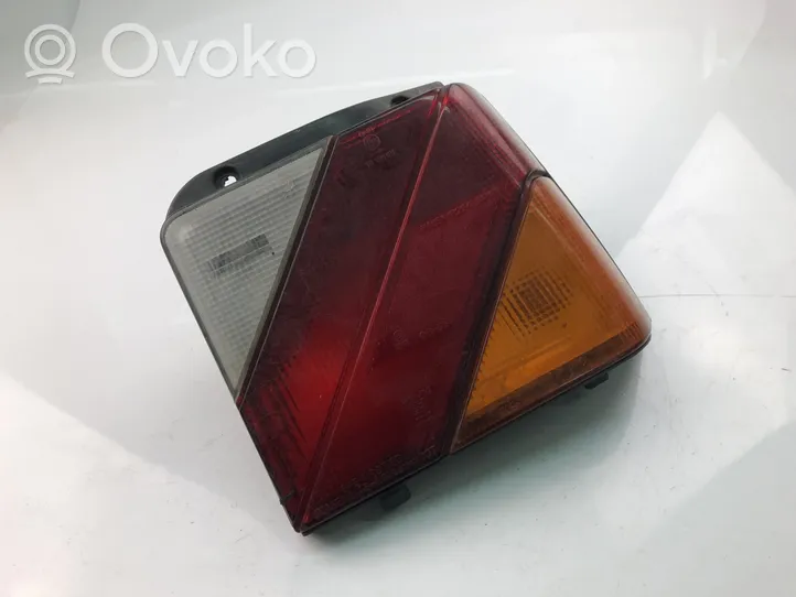 Mitsubishi Lancer Lampy tylnej klapy bagażnika 1146261