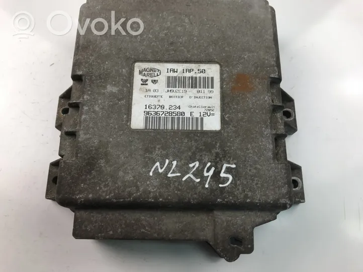 Citroen Saxo Komputer / Sterownik ECU silnika 9636728580