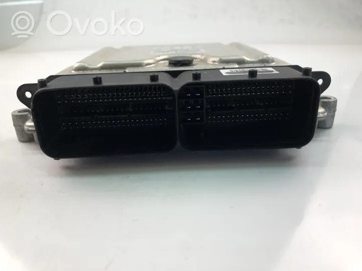 Hyundai i30 Unité de commande, module ECU de moteur 391102BPE5