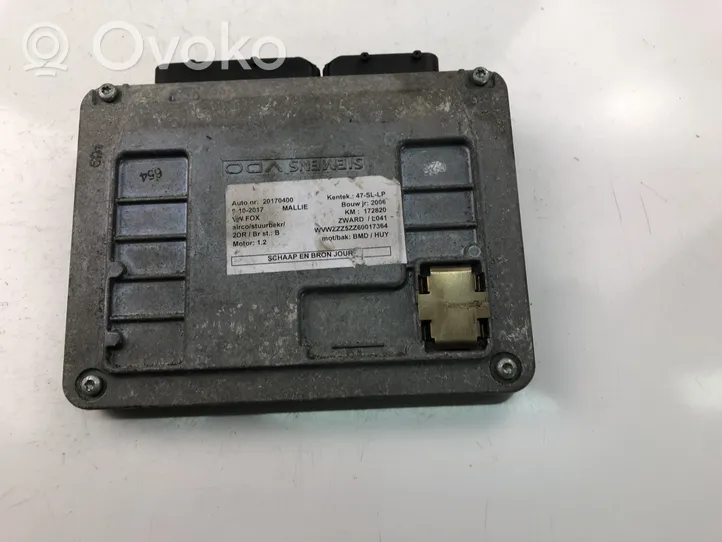 Volkswagen Fox Motora vadības bloka ECU 03D906033H