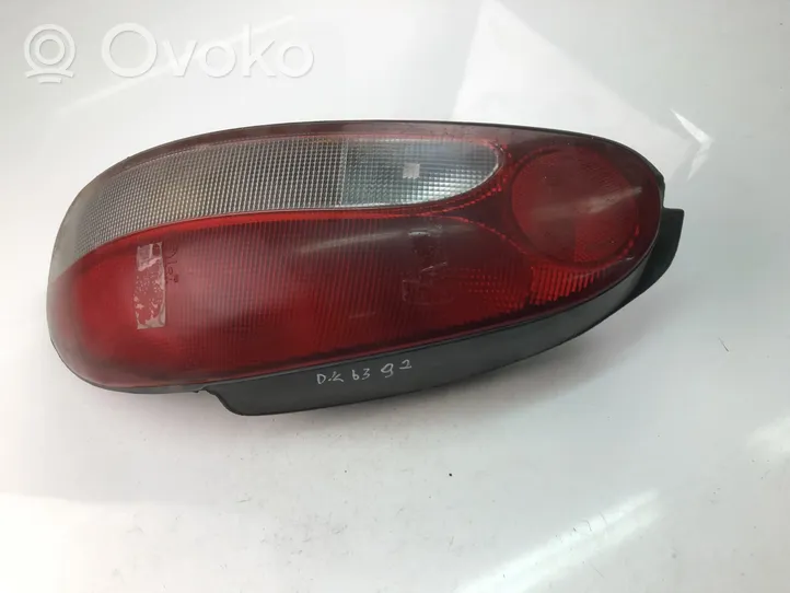 Mitsubishi Colt Lampy tylnej klapy bagażnika 0431568