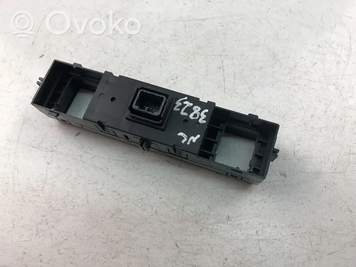 Toyota RAV 4 (XA30) Monitor / wyświetlacz / ekran 8395042540