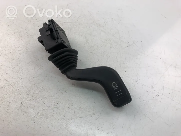 Opel Combo C Leva/interruttore dell’indicatore di direzione e tergicristallo 09185413