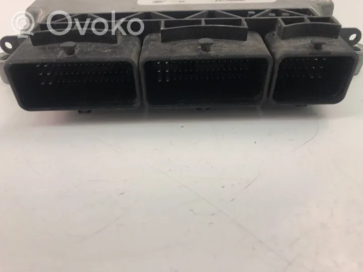 Renault Kangoo I Komputer / Sterownik ECU silnika 237102747R