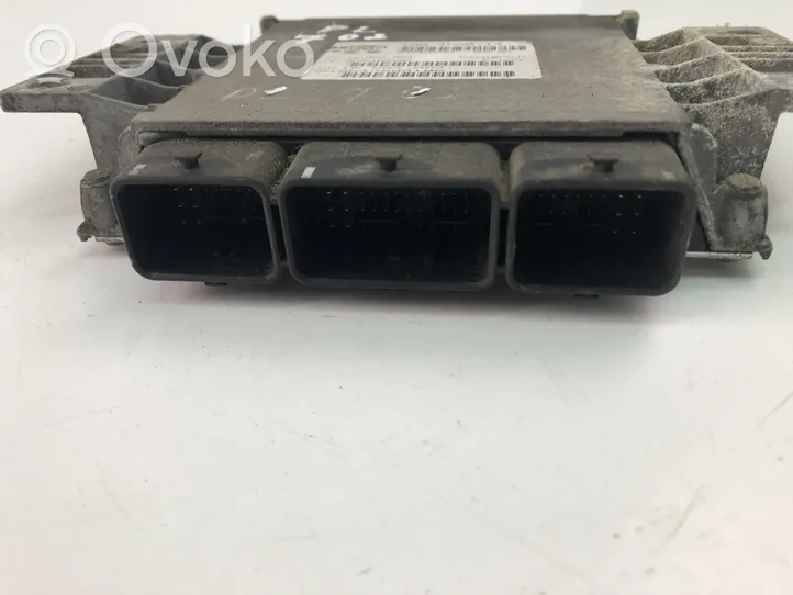 Peugeot 607 Unité de commande, module ECU de moteur 9647999180