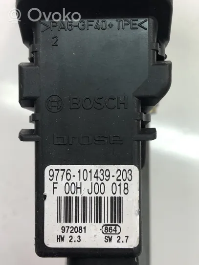 Volkswagen Bora Moteur de lève-vitre de porte avant 1J4959811C