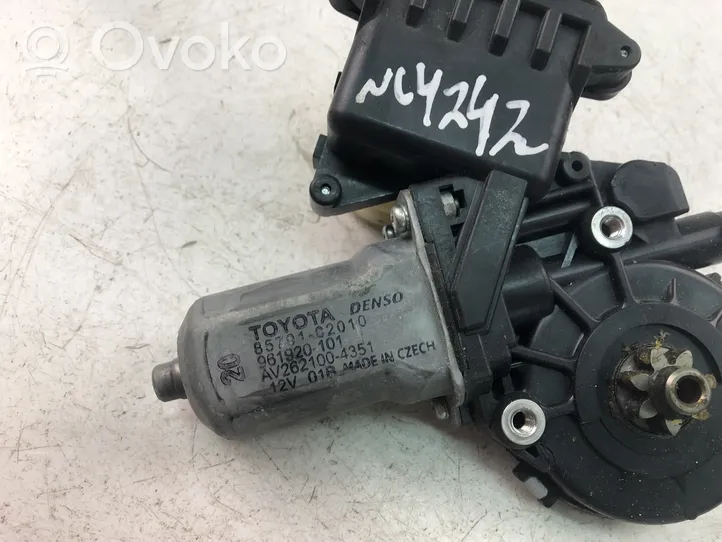 Toyota Avensis T270 Pyyhkimen moottori 8570102010