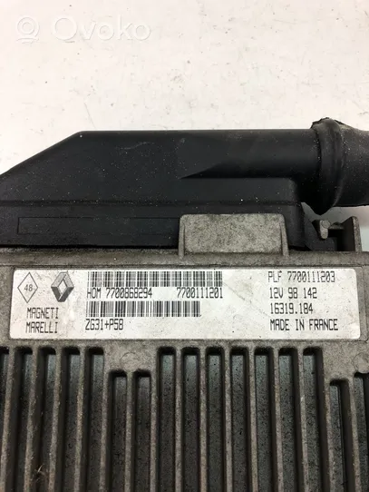 Renault Clio I Unité de commande, module ECU de moteur 7700868294