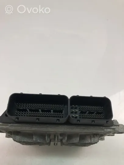 Volvo V70 Komputer / Sterownik ECU silnika 31272462AA