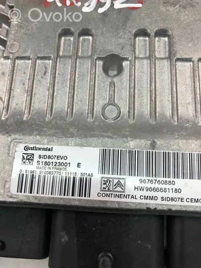 Peugeot 3008 I Komputer / Sterownik ECU silnika 9676760880