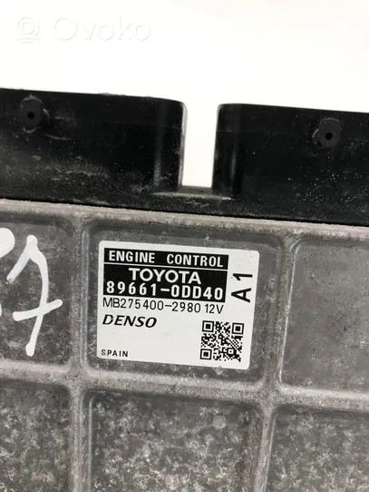 Toyota Yaris Centralina/modulo motore ECU 896610DD40