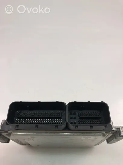 Volvo XC40 Centralina/modulo motore ECU 32313485