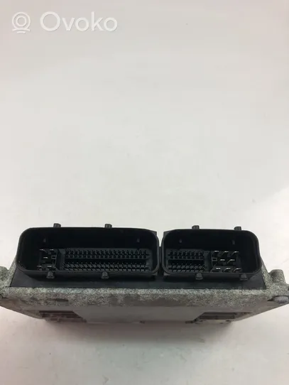 Volkswagen Polo Centralina/modulo motore ECU 06A906033MH