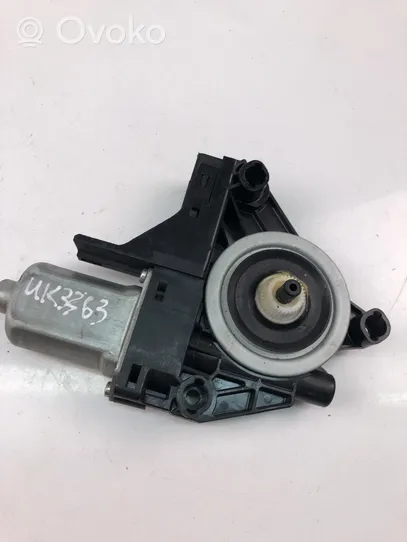 Volvo V60 Motorino alzacristalli della portiera anteriore 966264102