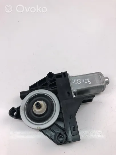 Volvo V40 Moteur de lève-vitre de porte avant 966268103