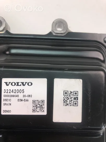 Volvo XC90 Komputer / Sterownik ECU silnika 32242005