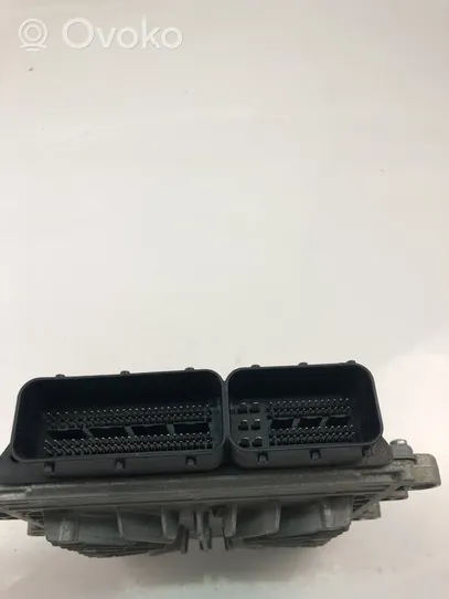 Volvo XC70 Komputer / Sterownik ECU silnika 31272462AA