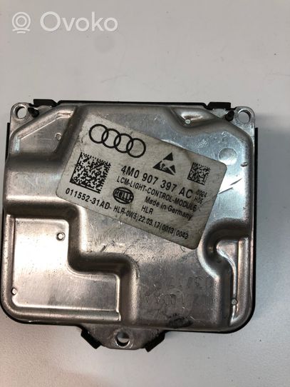 Audi Q7 4M Lampa przednia 4M0907397AC