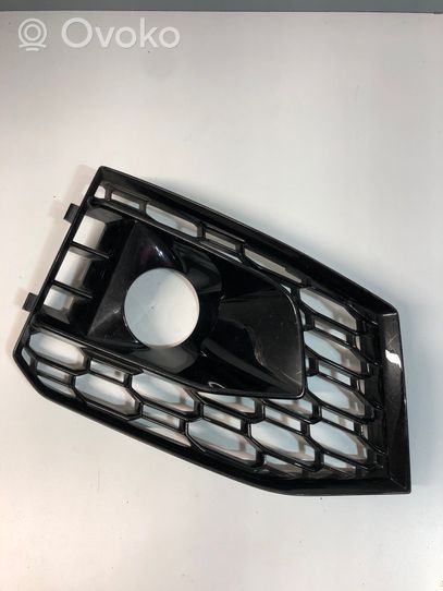 Audi RS5 Grille inférieure de pare-chocs avant 8W6807682q