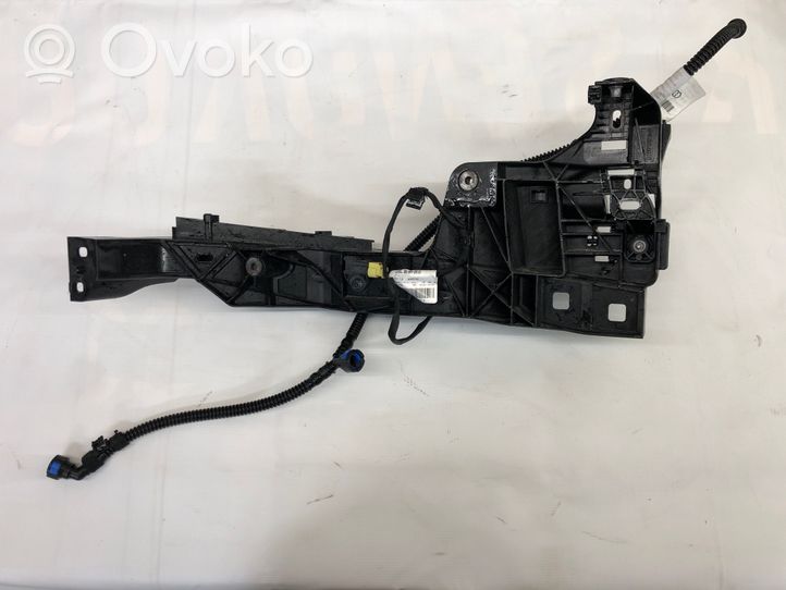 Audi Q8 Priekinio žibinto detalė 4M8805607B