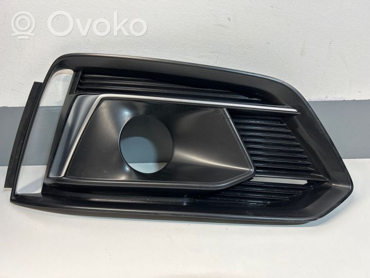 Audi A5 Grille inférieure de pare-chocs avant 8W6807682