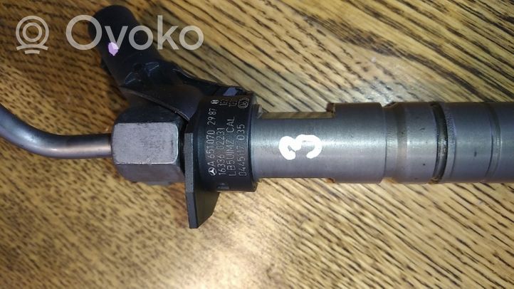 Mercedes-Benz C W205 Fuel injector A6510702987